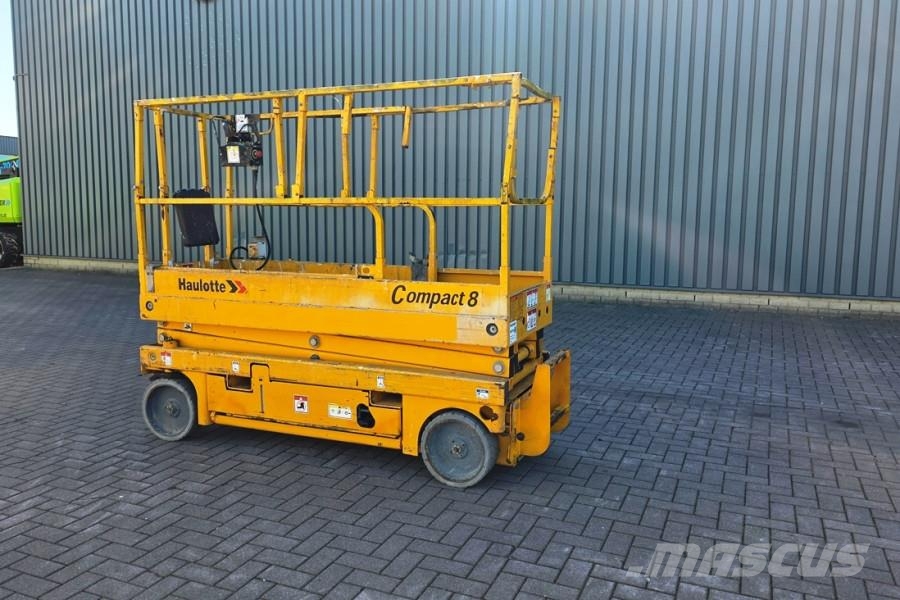 Haulotte Compact 8 Electric, 8.2m Working Height, 350kg Cap Skid steer mini utovarivači