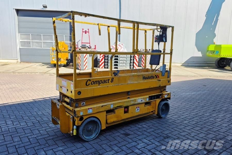 Haulotte Compact 8 Electric, 8.2m Working Height, 350kg Cap Skid steer mini utovarivači