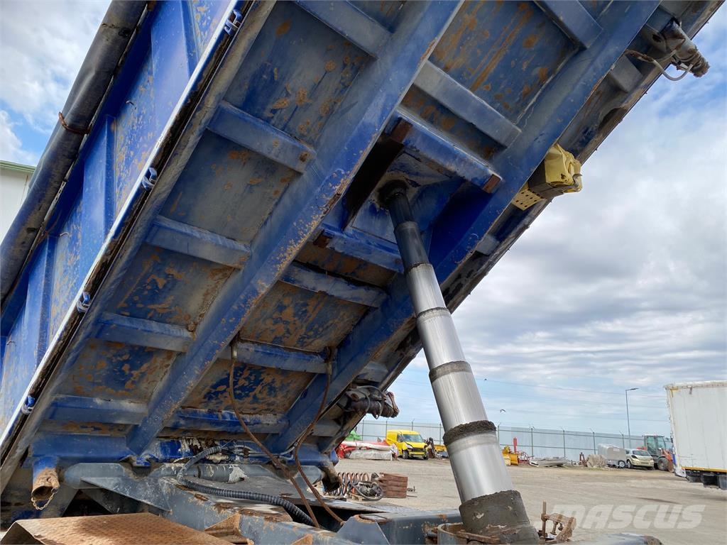 Renault Kerax VIN 454 Camiones bañeras basculantes o volquetes