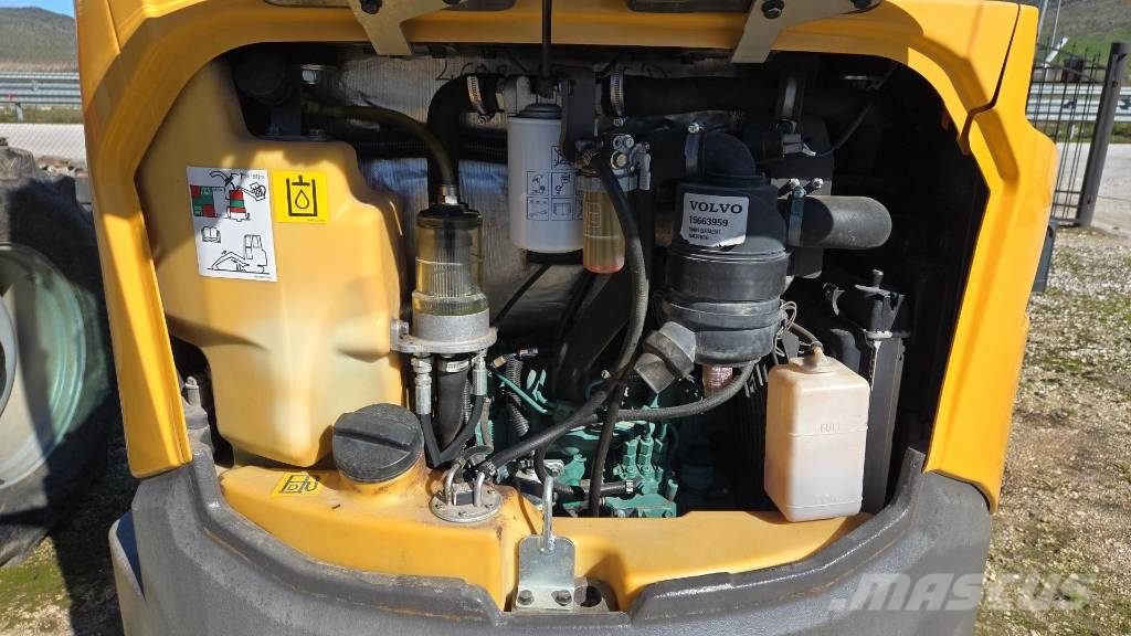 Volvo ECR 25 D Miniescavadeiras < 7t (Mini escavadeiras)