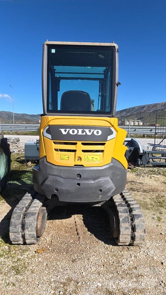Volvo ECR 25 D Miniescavadeiras < 7t (Mini escavadeiras)