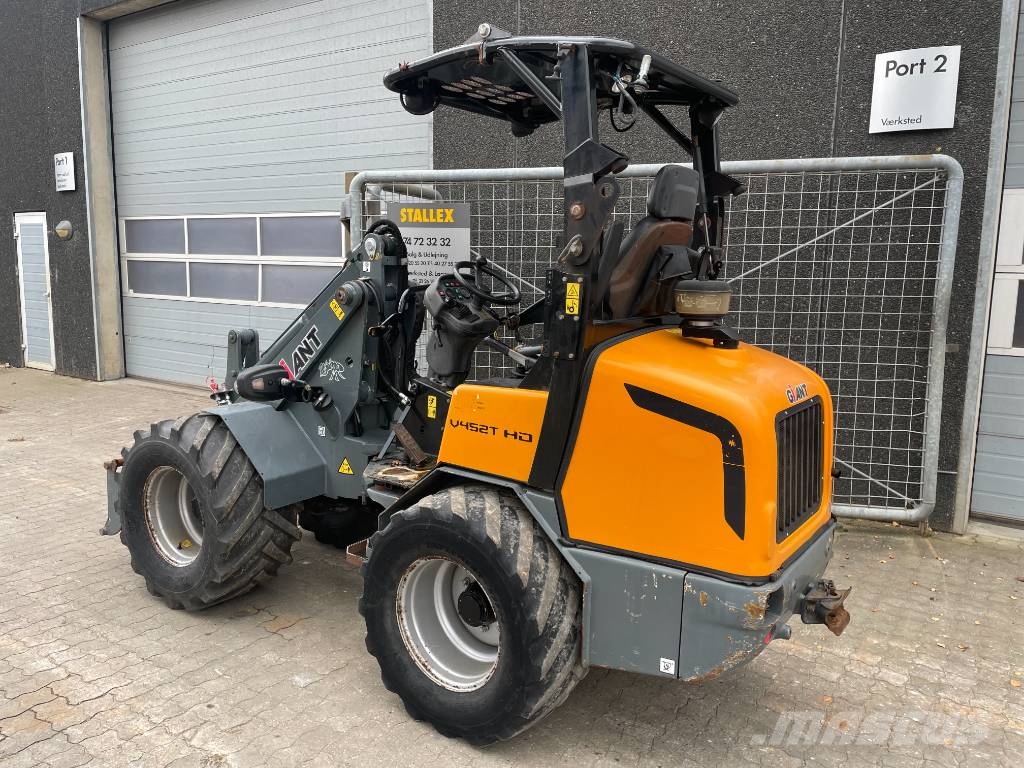 GiANT V452T HD Mini nakladalci