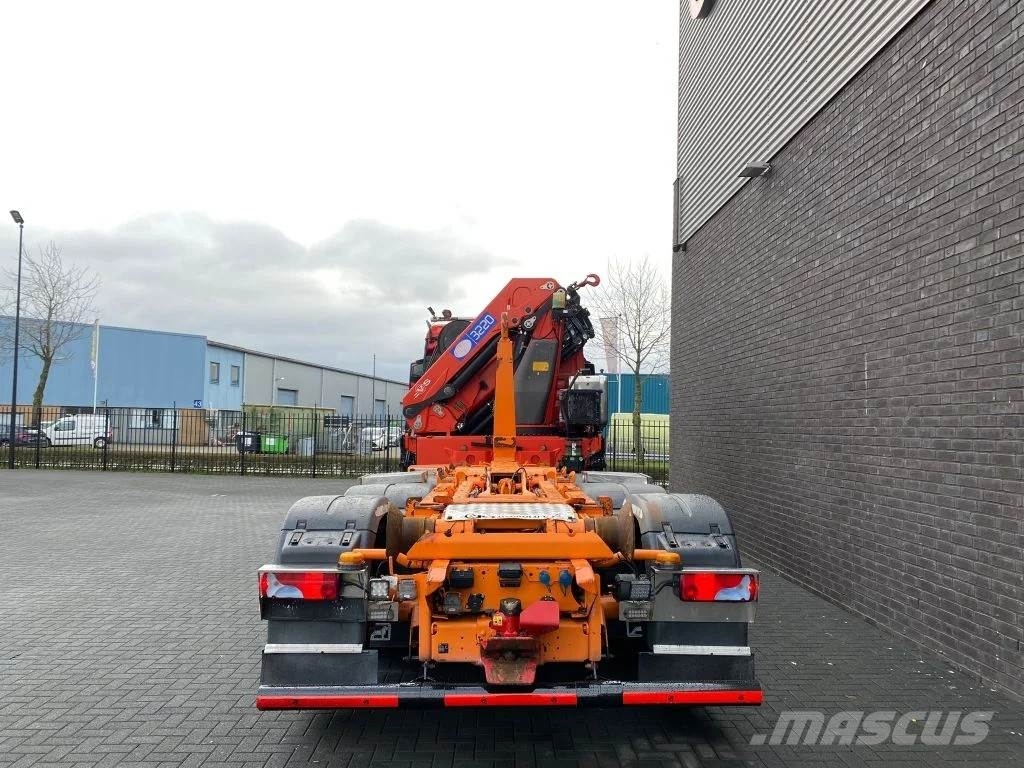 MAN TGS 35.480 8X4 TRIDEM + 20 TON HAAKARM + HMF 3220- Автокранове