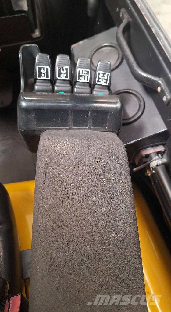 Yale GLP30VX شاحنات LPG