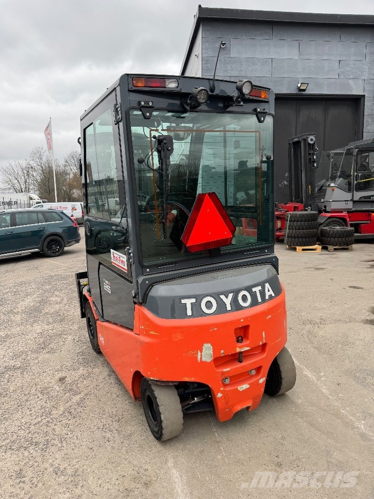 Toyota 8FBMKT25 Electric forklifts