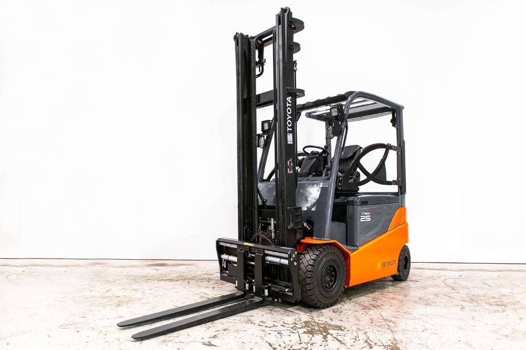 Toyota 8FBMKT25, 2,5-ton elmotvikt m nya däck runtom S&G Ηλεκτρικά περονοφόρα ανυψωτικά κλαρκ