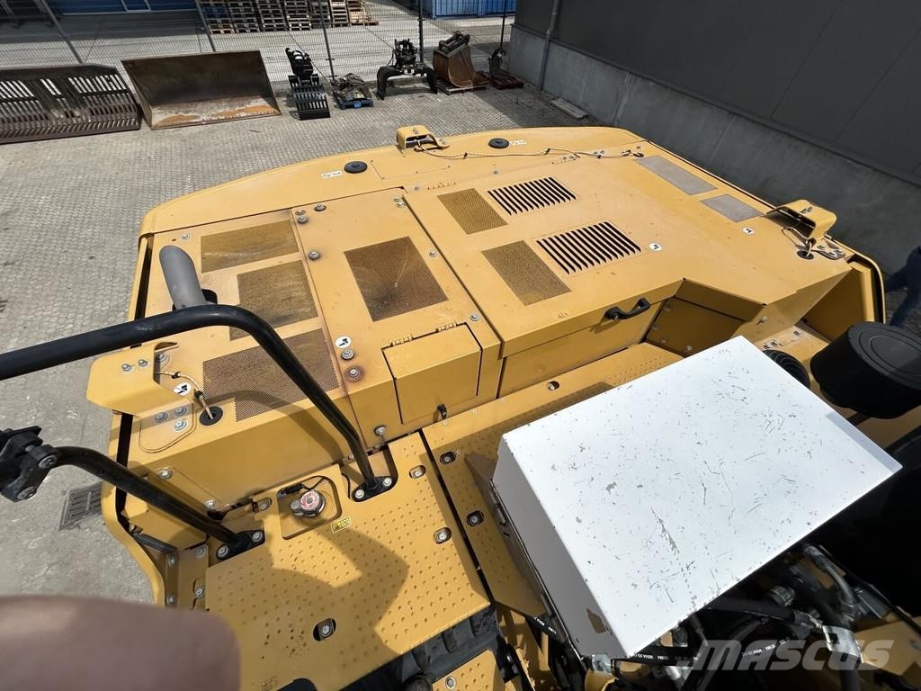 CAT 330-07 Crawler excavators
