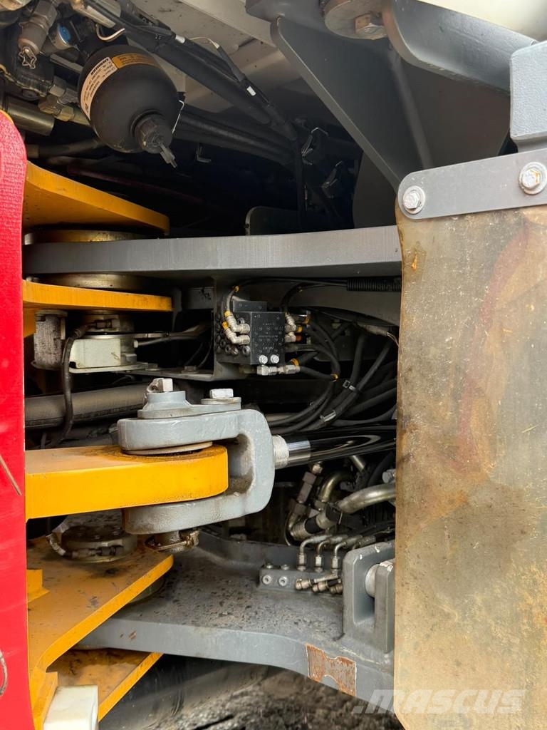 Liebherr L546 Φορτωτές με λάστιχα (Τροχοφόροι)