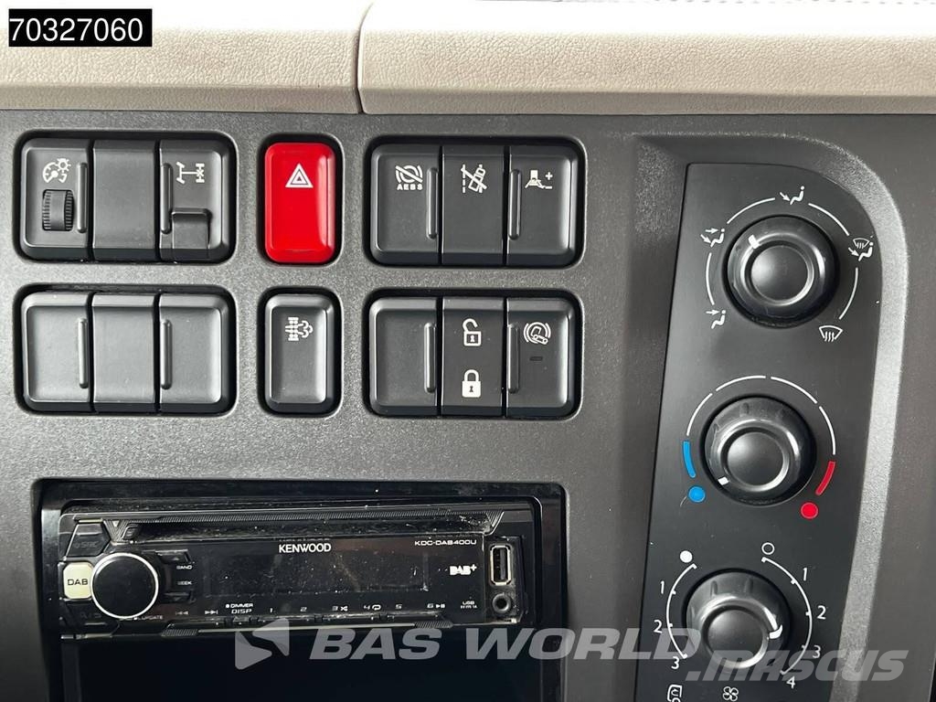 DAF LF 230 LF 4X2 12tonner 1500kg Ladebordwand Automat Sunkvežimiai su dengtu kėbulu