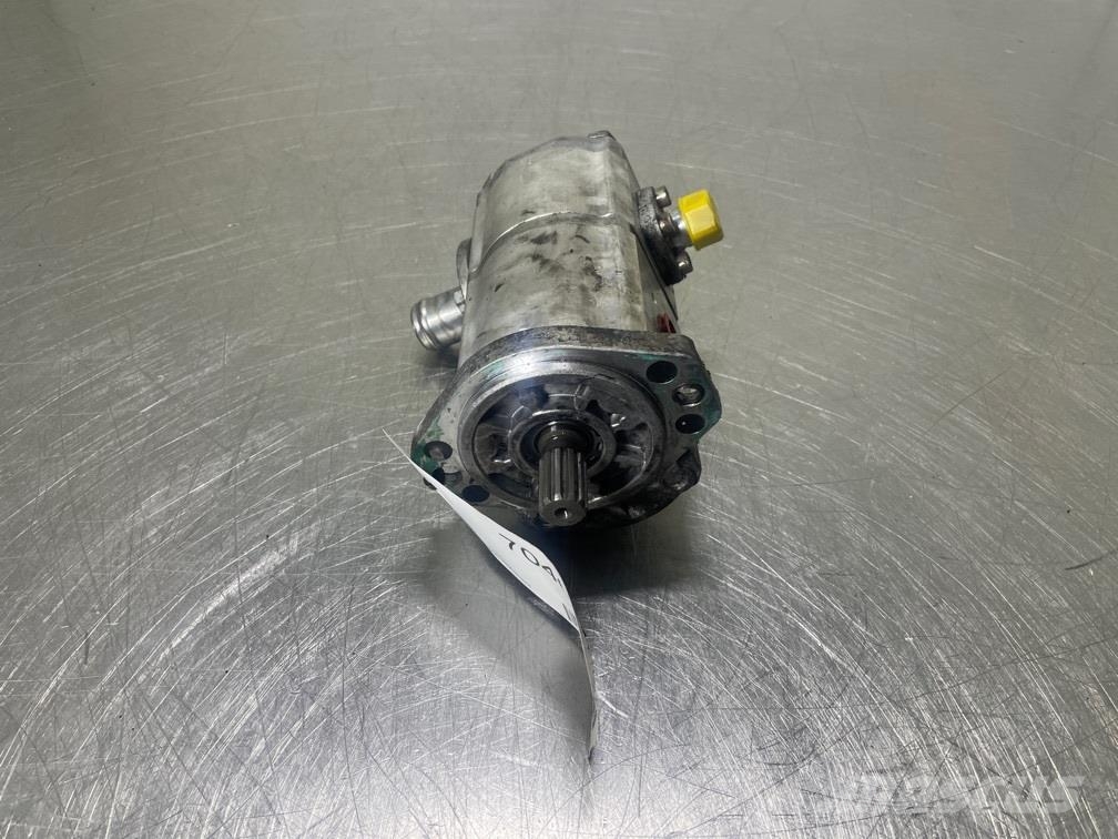 Mecalac 12MTX-5350259-Gearpump/Zahnradpumpe/Tandwielpomp Hydraulics