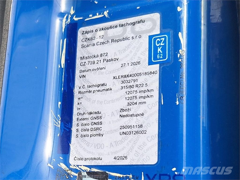 Scania R 420 CB 8X4 - SILOSTAVĚČ Kamioni-šasije
