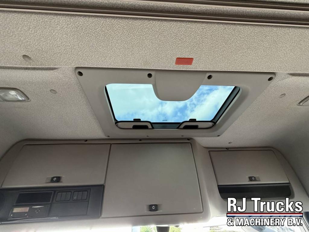DAF XF 440 FT Spacecab - ACC | Alcoa | PTO | 4x STOCK Trekkers