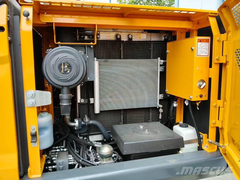 Hyundai HX 135G 中型挖掘机