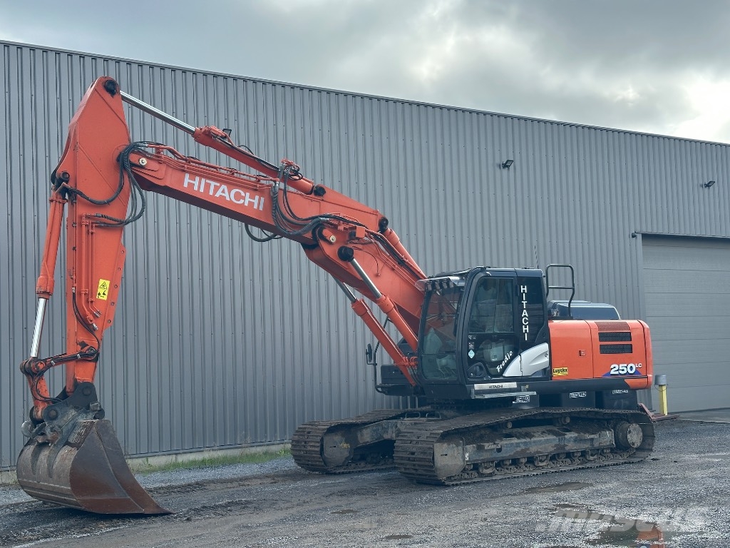 Hitachi ZX 250 LC-6 Gravemaskiner på larvebånd