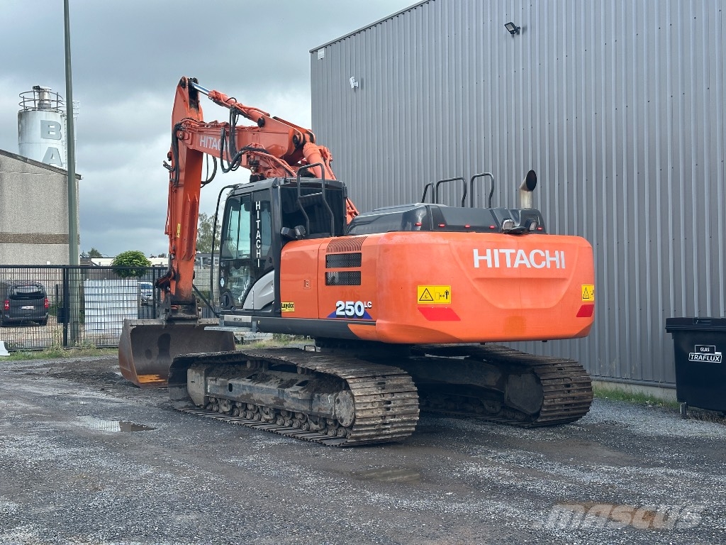 Hitachi ZX 250 LC-6 Gravemaskiner på larvebånd