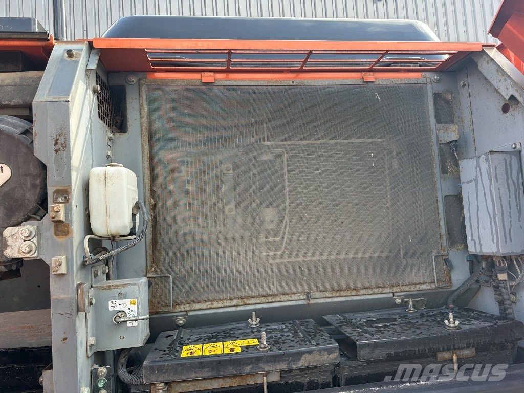 Hitachi ZX 250 LC-6 Gravemaskiner på larvebånd