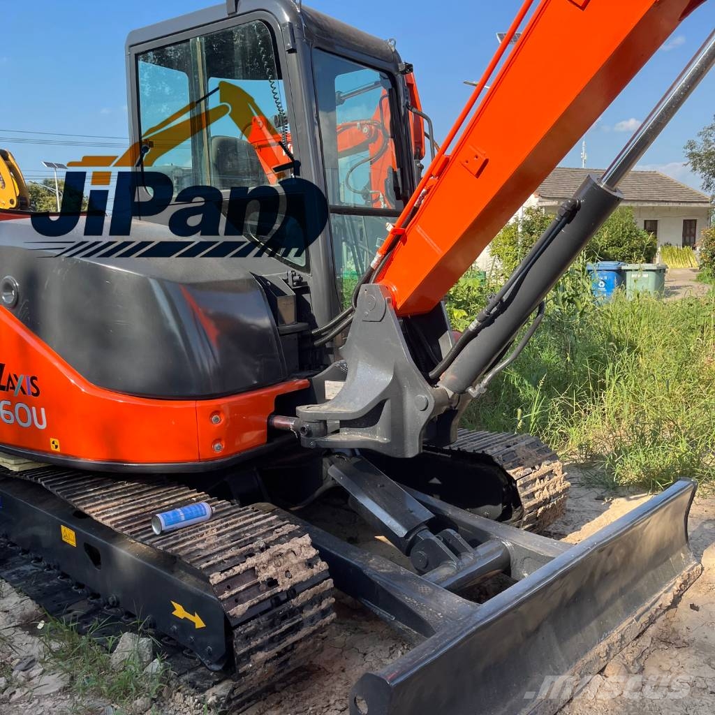 Hitachi ZX 60 U 小型挖掘机