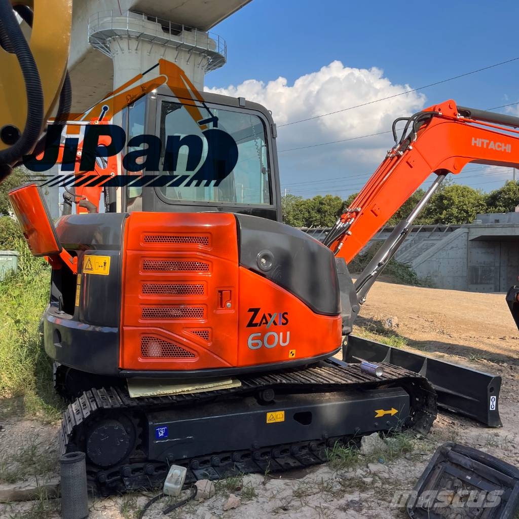 Hitachi ZX 60 U 小型挖掘机