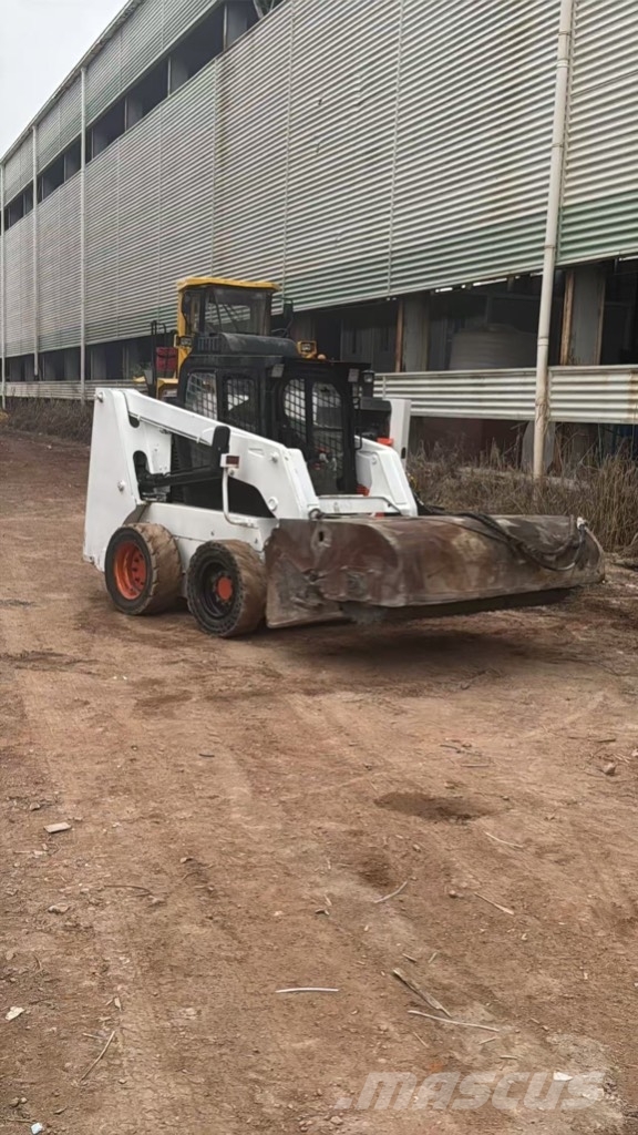 WS 60 Chargeuse compacte