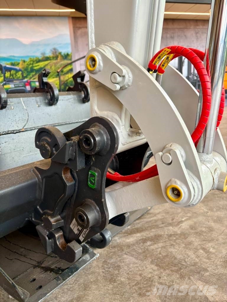 Takeuchi TB 225 Εκσκαφάκι (διαβολάκι) < 7t