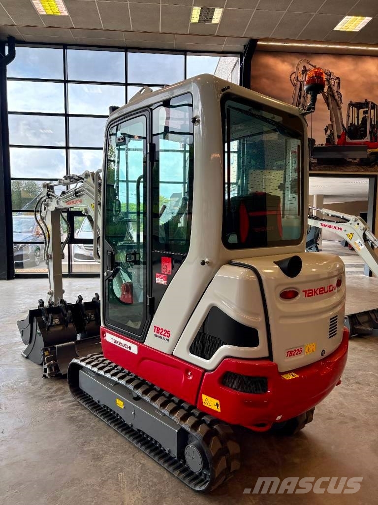 Takeuchi TB 225 Εκσκαφάκι (διαβολάκι) < 7t