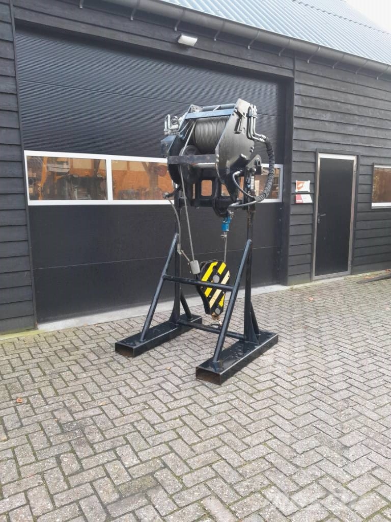 Manitou MRT2470 Winch 7.2 TON - Lier - Trieul 伸缩臂叉装车|叉装车