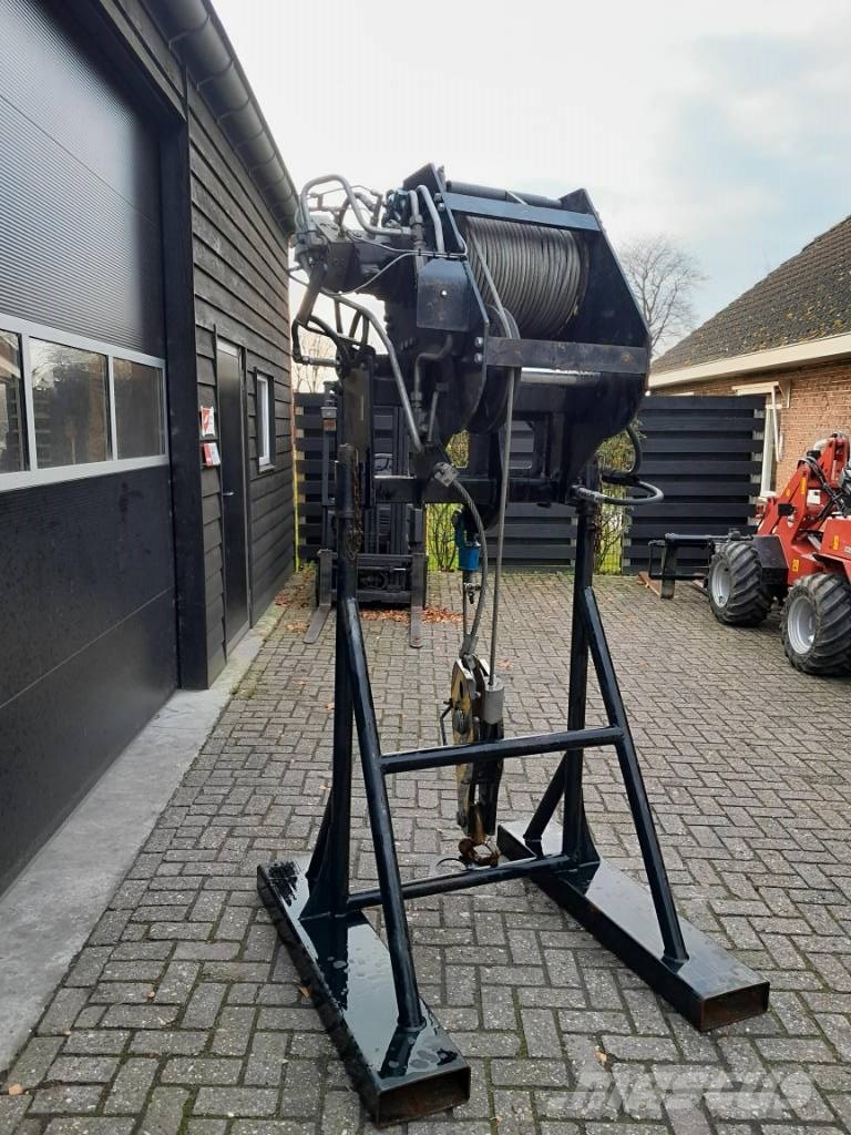 Manitou MRT2470 Winch 7.2 TON - Lier - Trieul 伸缩臂叉装车|叉装车