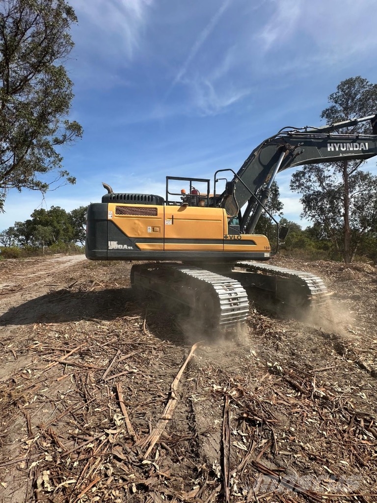 Hyundai HX 300 ANL Excavatoare pe șenile
