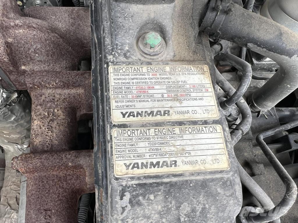 Wacker Neuson 4001 عربات نقل قلابة للمواقع