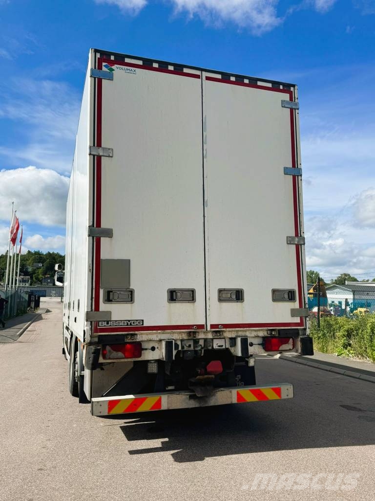 Scania R 440 LB Camiones con caja de remolque