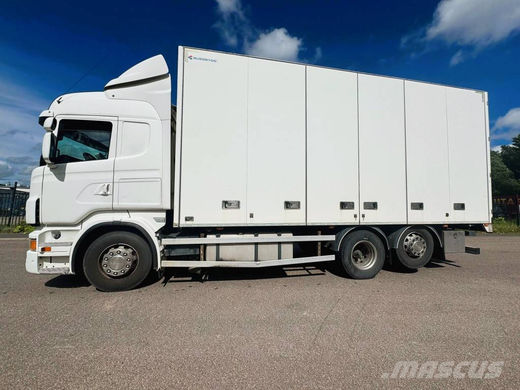 Scania R 440 LB Camiones con caja de remolque