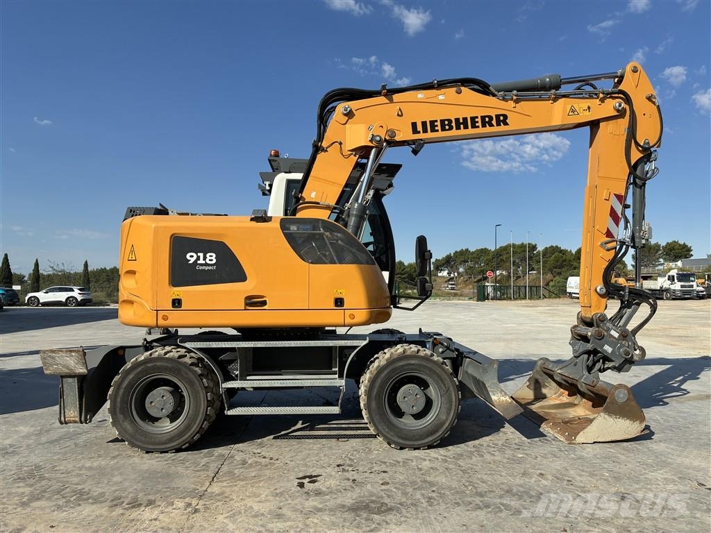 Liebherr A 918 Compact Litronic Pelle sur pneus