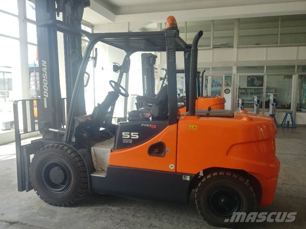 Doosan D55 SC-5 Dīzeļa autoiekrāvēji