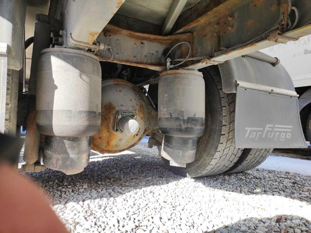 Scania P 230 DB4x2 / DC9 13 ENGINE / GEARBOX GR900 Chassis