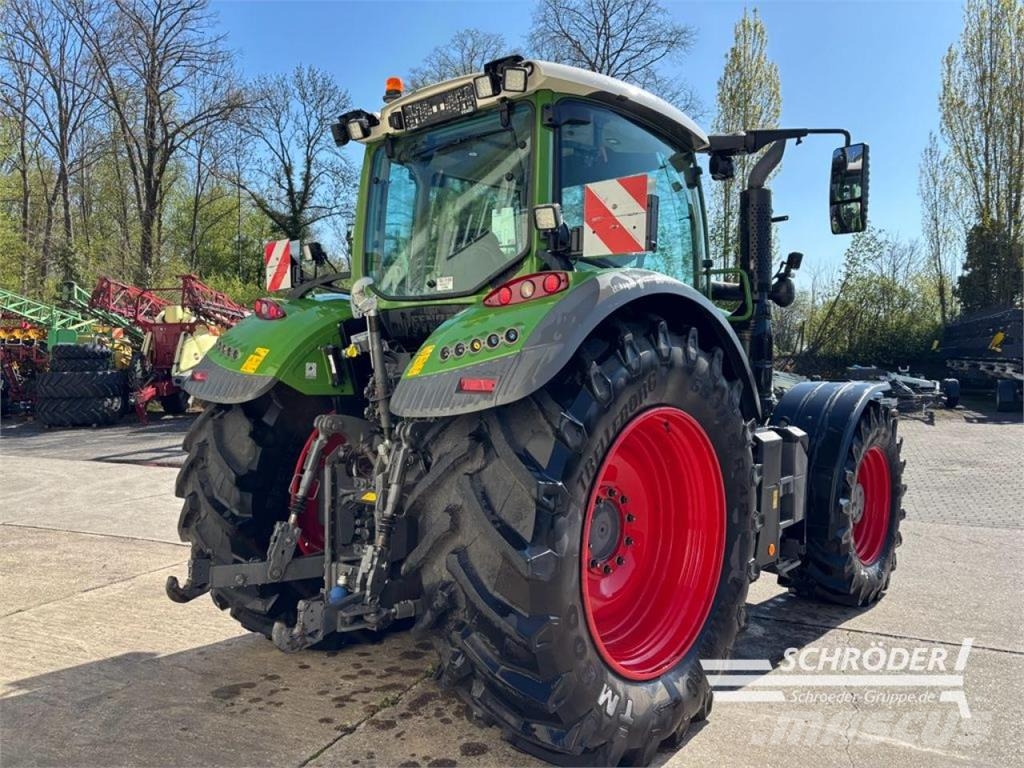 Fendt 720 VARIO GEN6 PROFI PLUS Traktoriai