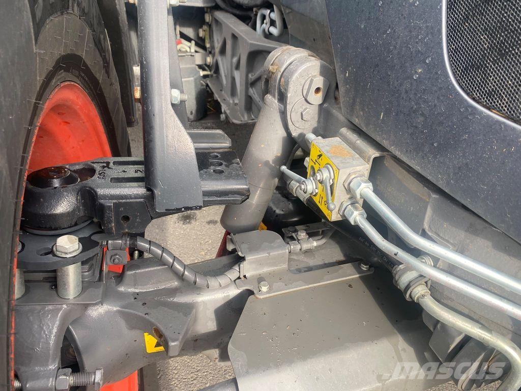CLAAS ARION 630 Tractoren