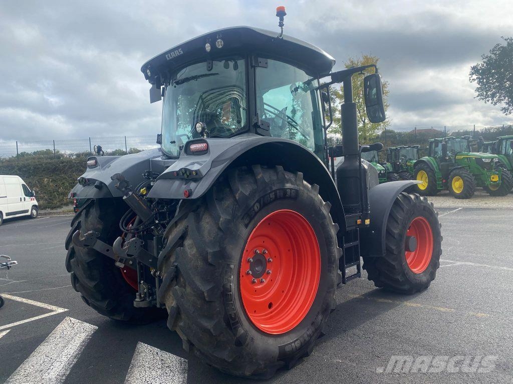 CLAAS ARION 630 Tractoren