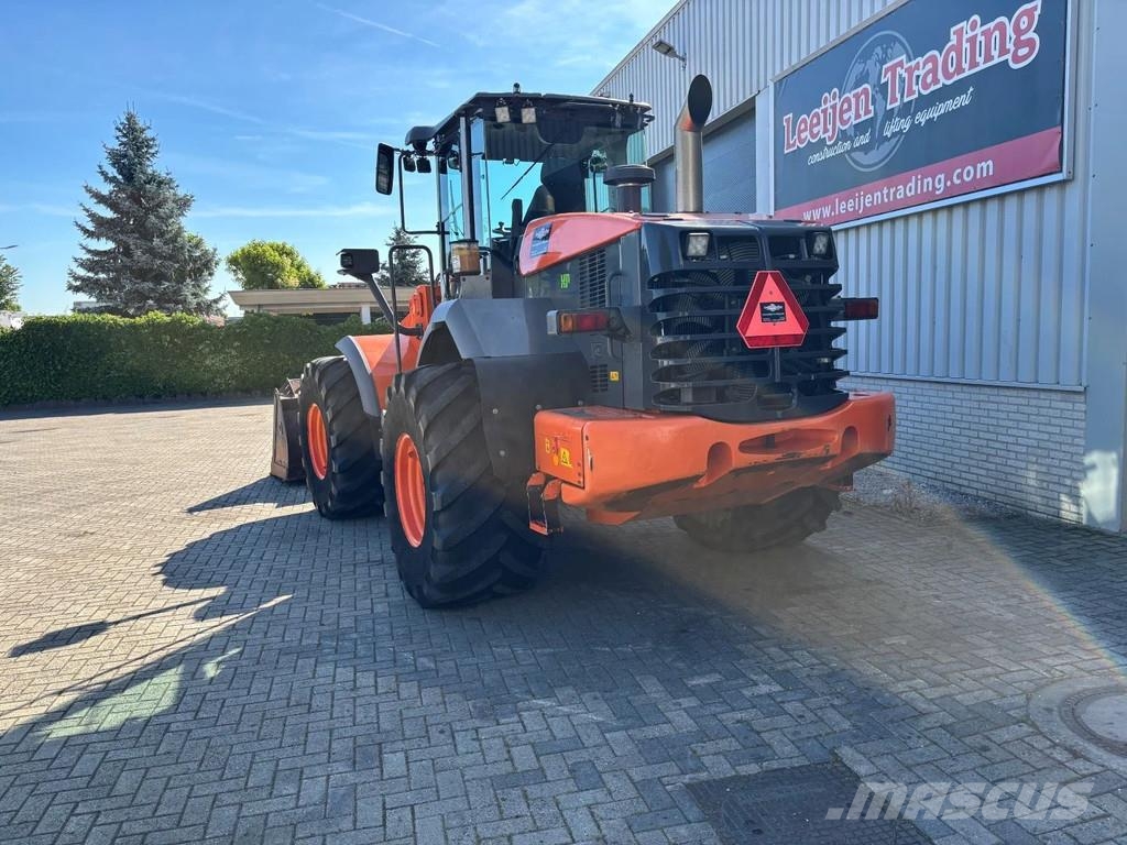 Hitachi ZW180, SOLD/ VERKOCHT/ VERKAUFT !!! Gumikerekes homlokrakodók