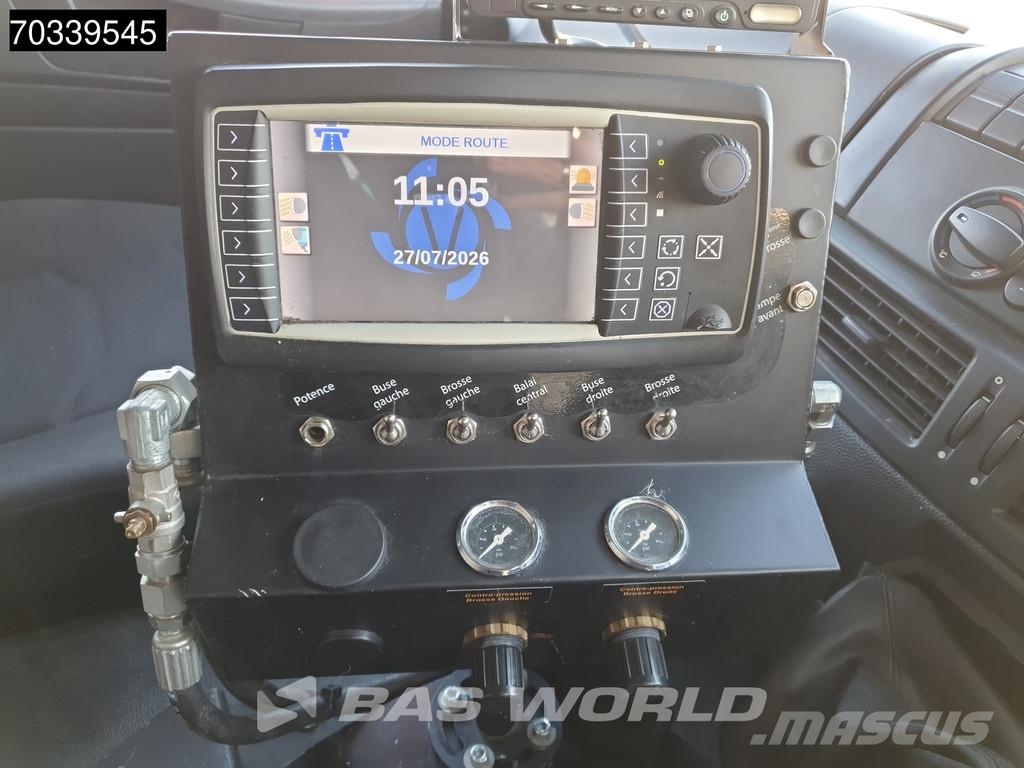 Iveco Eurocargo 120LE210 4X2 CNG Engine! 2300ltr val air Tänavapuhastusveokid