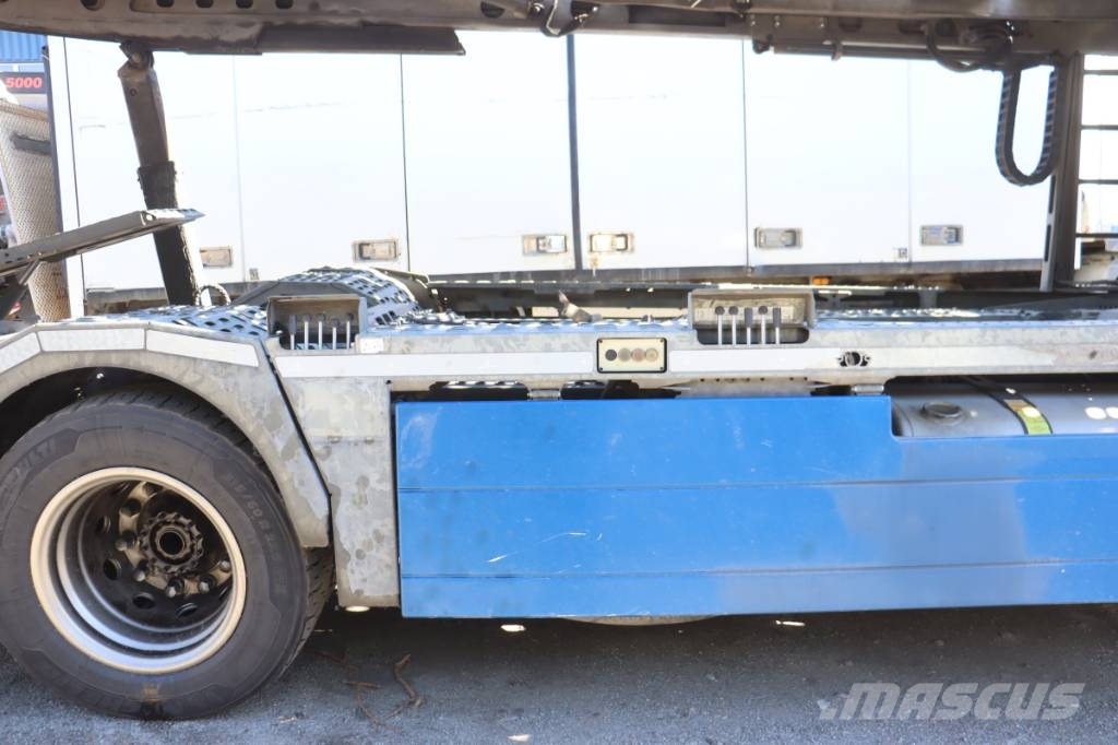 Volvo FM Camiones portavehículos