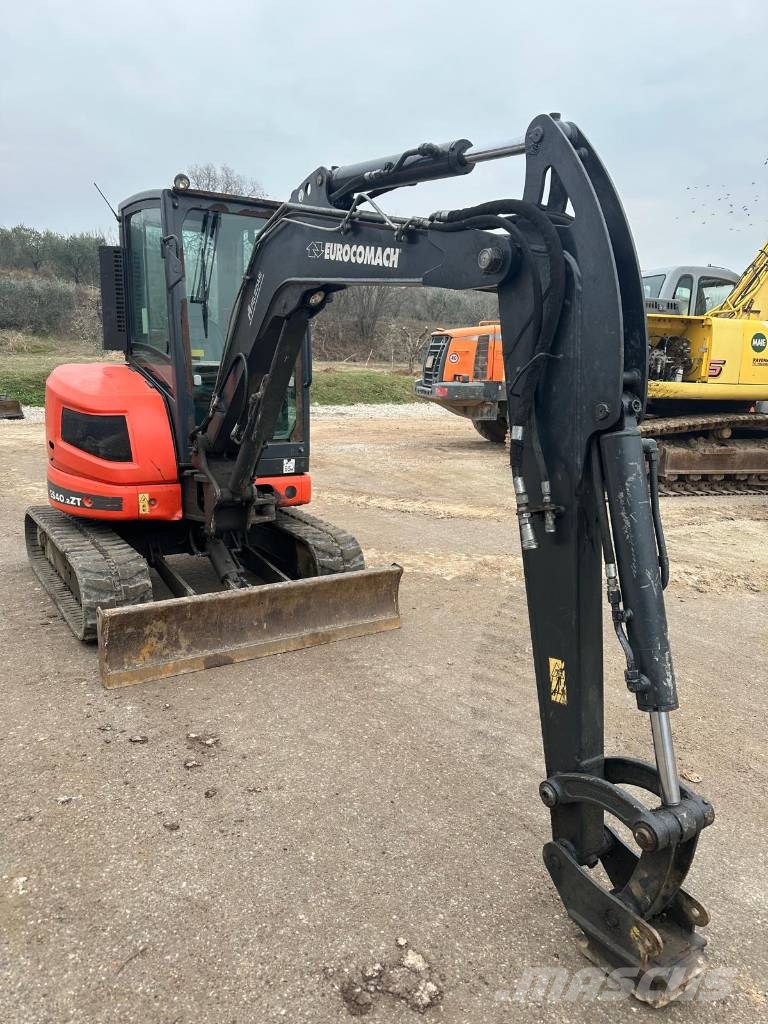 Eurocomach ES 40.2 ZT Mini ekskavatörler, 7 tona dek