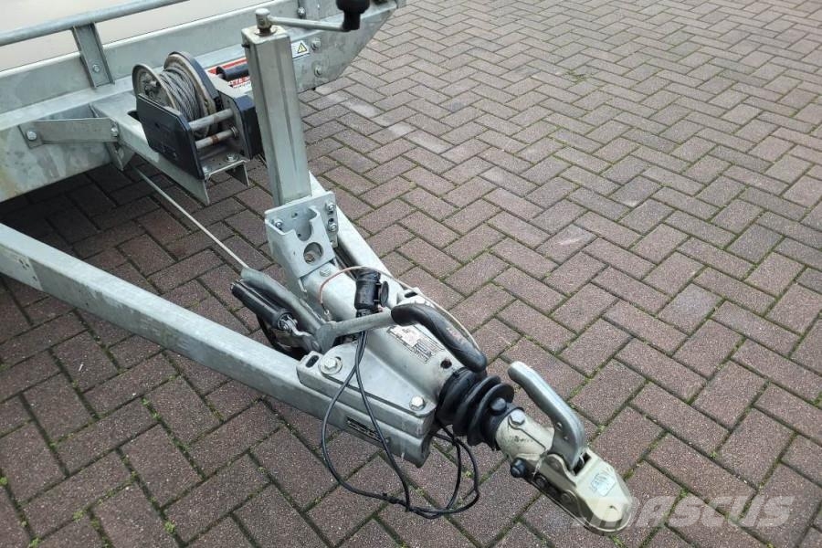 Saris C2700 2 Axel Trailer, Maximum payload: 2045 kg, In Aanhangwagens