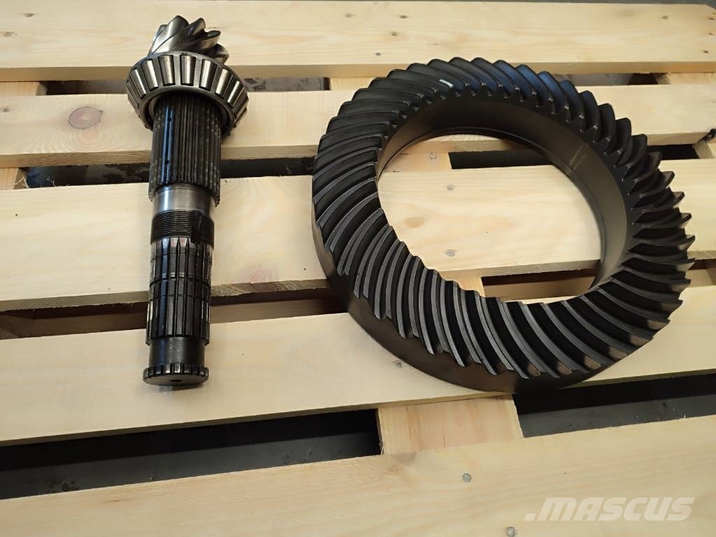 JCB FASTRAC 155 9X44 differential 轴