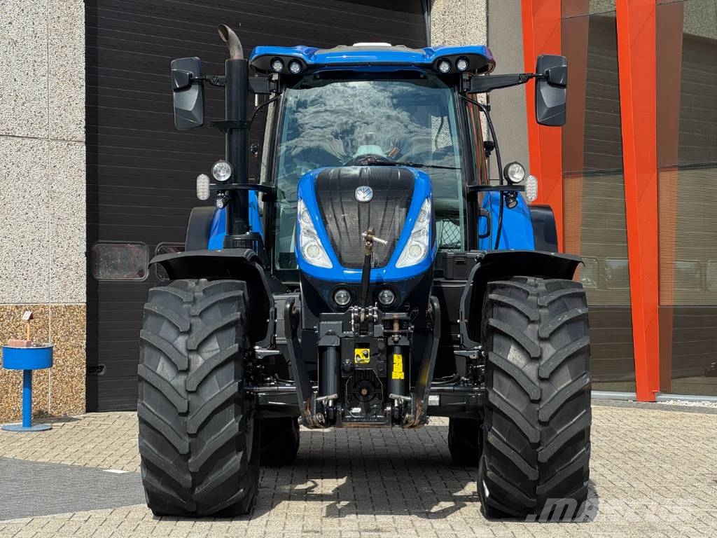 New Holland T7.270AC, Frontlinkage + PTO, airbrakes, 50k,'22 トラクター