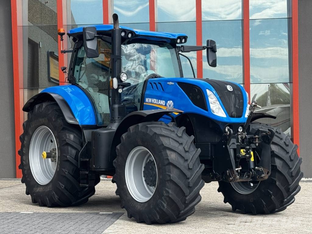 New Holland T7.270AC, Frontlinkage + PTO, airbrakes, 50k,'22 トラクター