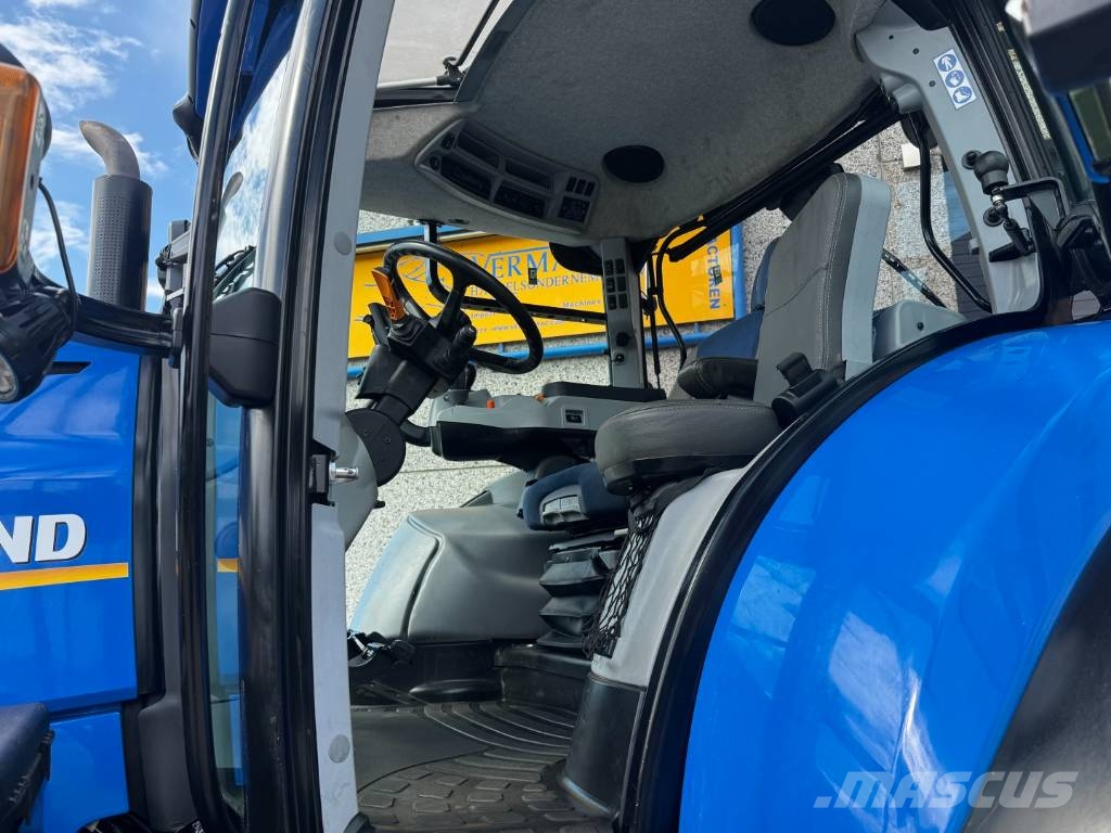 New Holland T7.270AC, Frontlinkage + PTO, airbrakes, 50k,'22 トラクター