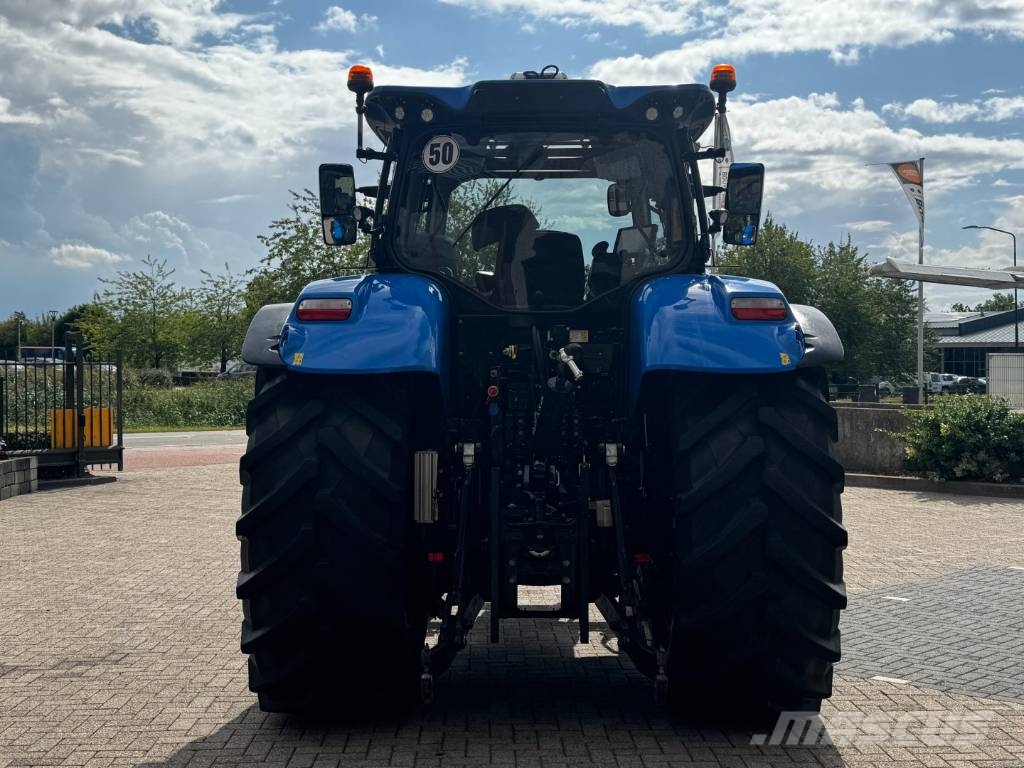New Holland T7.270AC, Frontlinkage + PTO, airbrakes, 50k,'22 トラクター