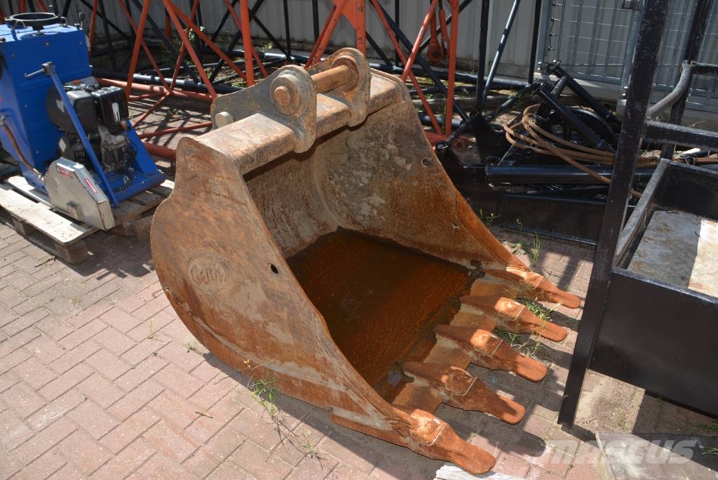 CAT 311 F LRR Rupsgraafmachines