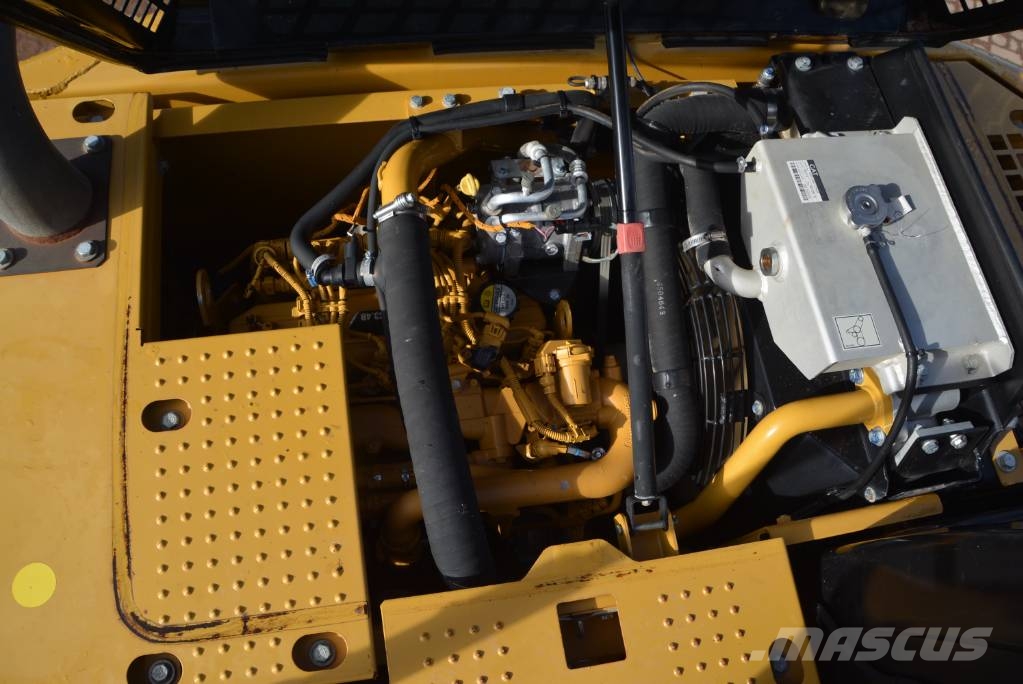 CAT 311 F LRR Rupsgraafmachines