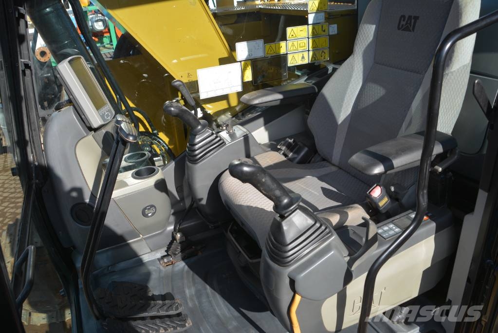 CAT 311 F LRR Rupsgraafmachines